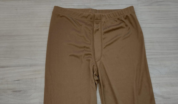 CONJUNTO PRIMERA CAPA UNISEX - Modelo Ejército