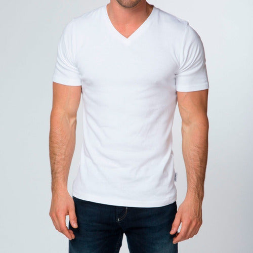 Polera blanca con cuello on sale